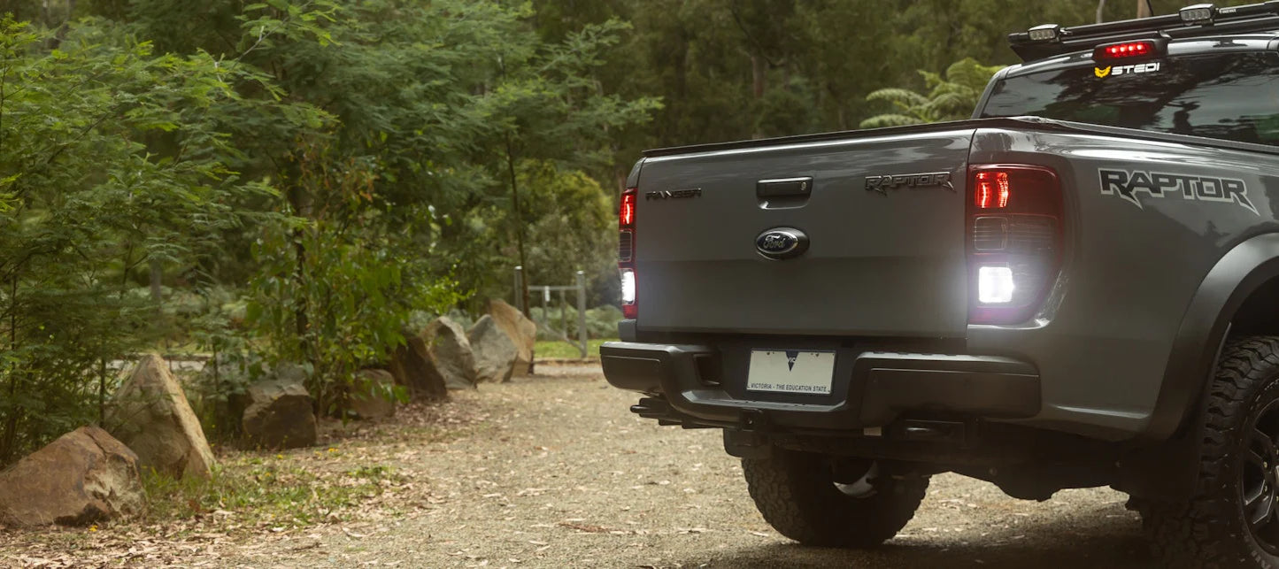 STEDI 1,000 LUMEN T10 / T15 REVERSE LED UPGRADE (PAIR)