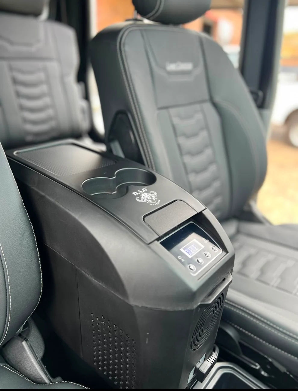 D.A.G LC79 AUTO(2.8) 10L CONSOLE FRIDGE BRACKET (WITH LOCK SAFE) D/C