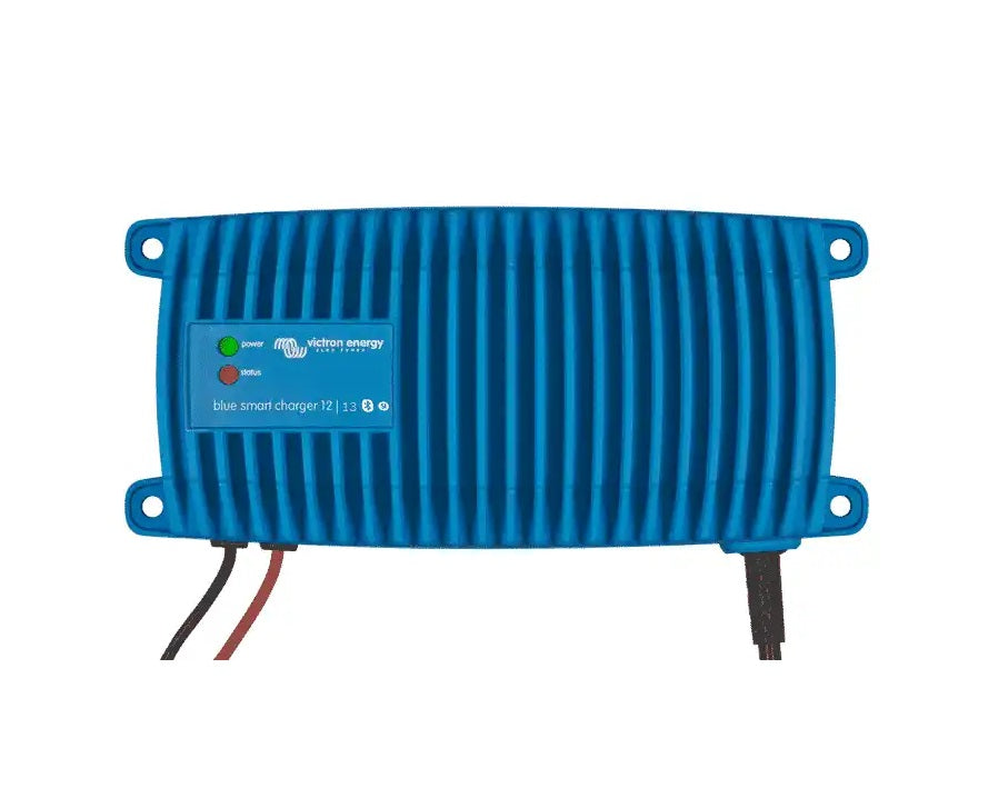 VICTRON BLUE SMART IP67 CHARGER 12/17(1) 230V CEE 7/7