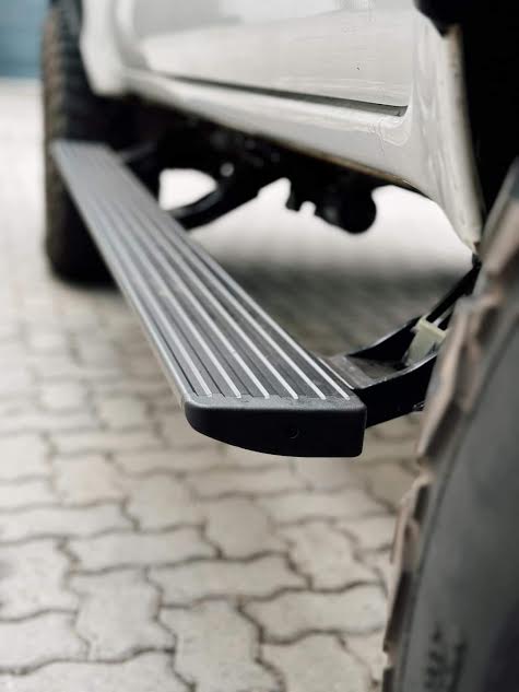 D.A.G FORTUNER ELECTRIC SIDE STEPS [2016+]
