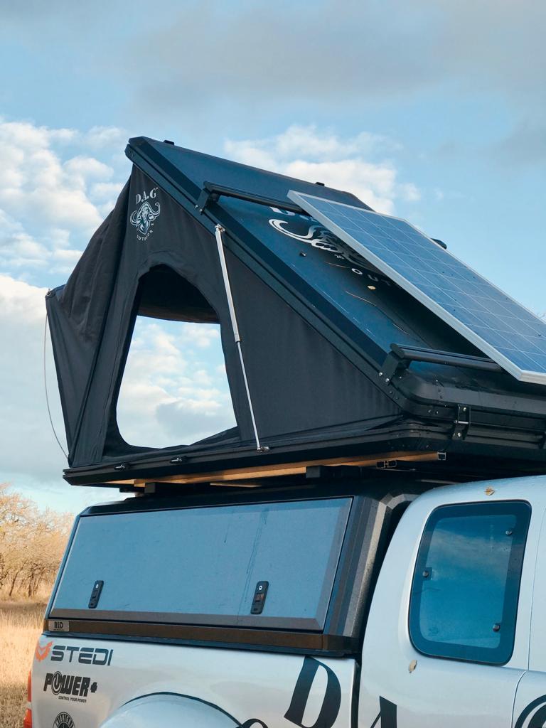 D.A.G ALUMINUM ROOF TOP TENT